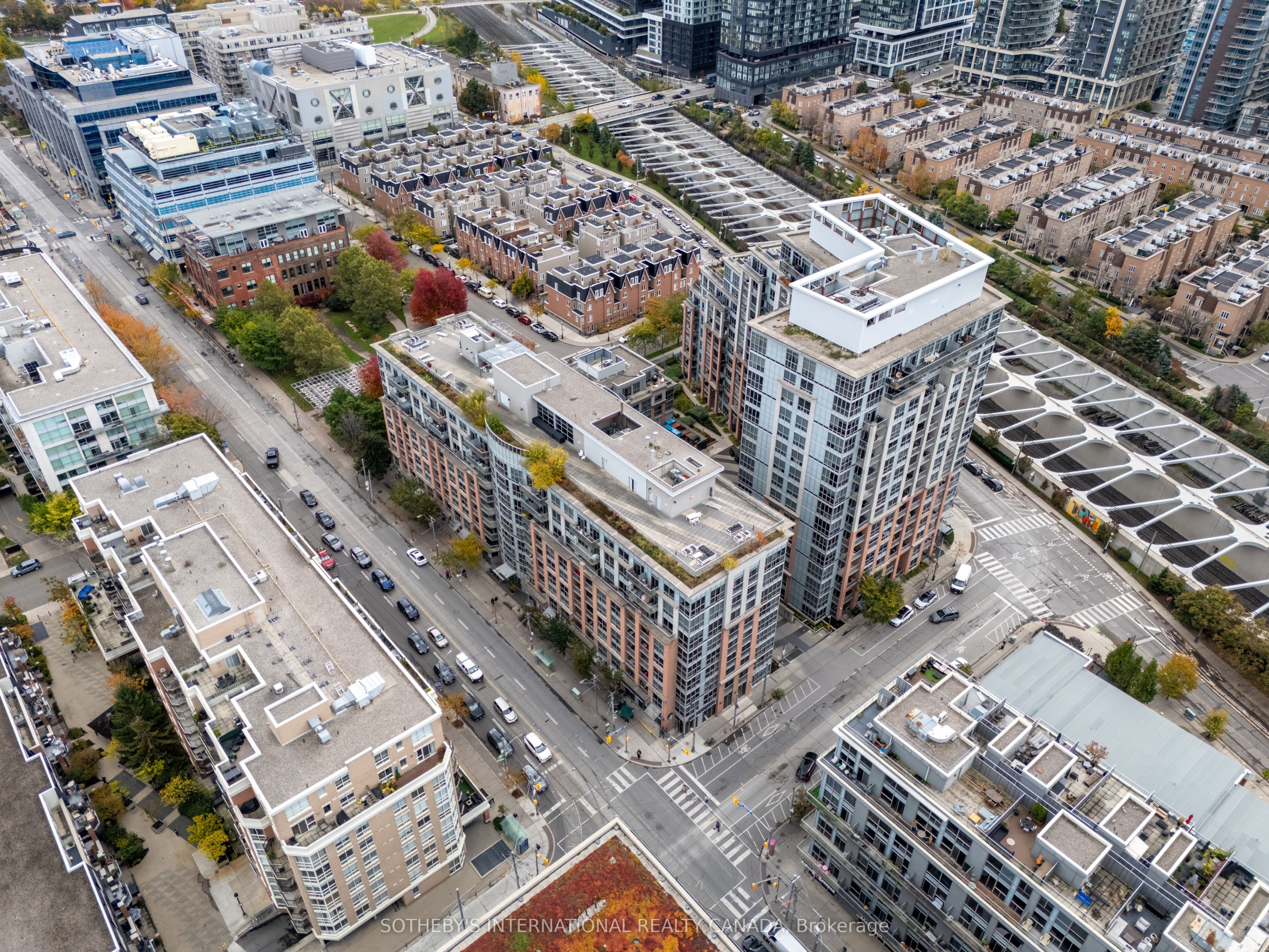 1005 King Street #810 Toronto C01, ON M6K 3M8