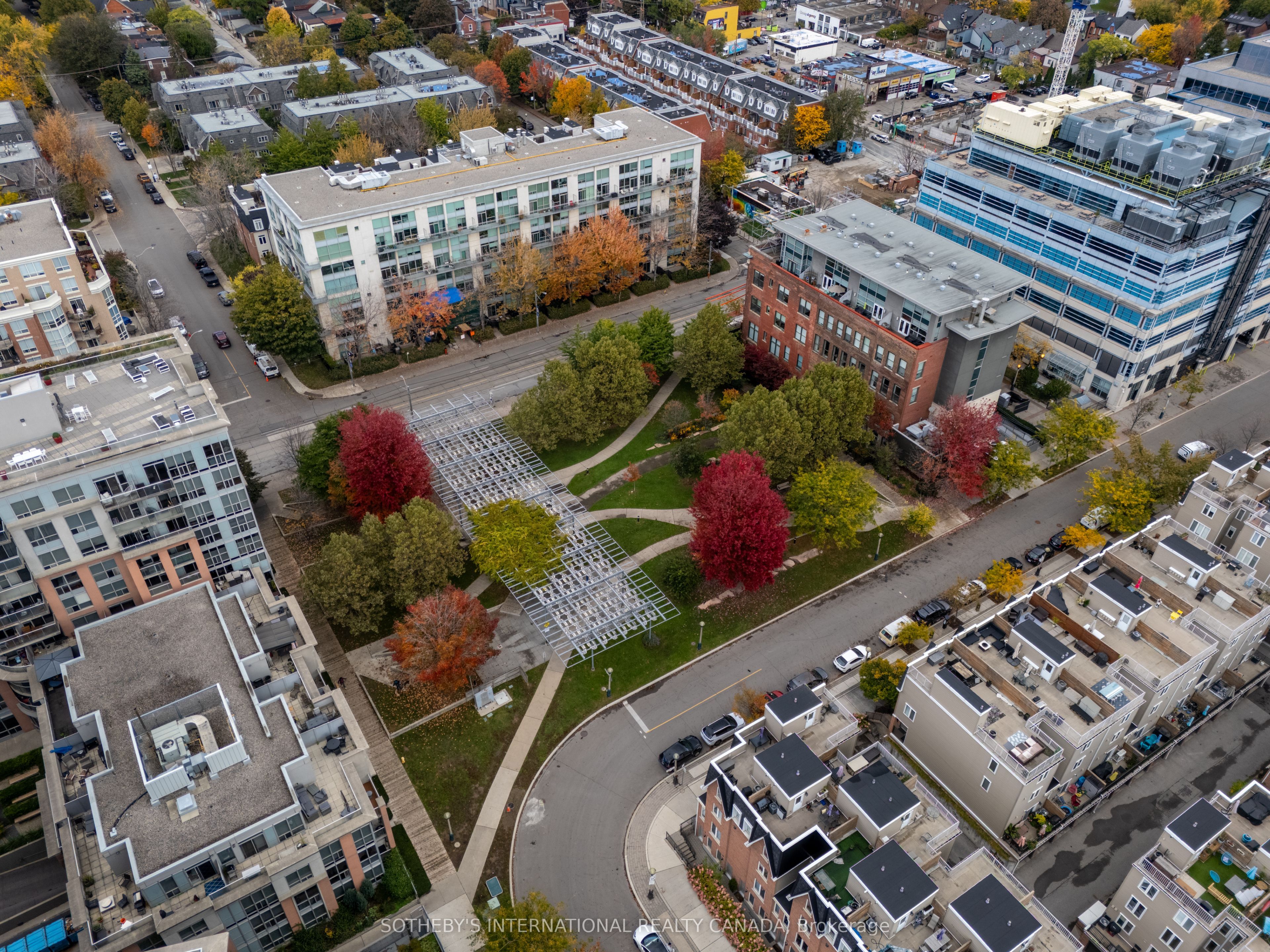 1005 King Street #810 Toronto C01, ON M6K 3M8