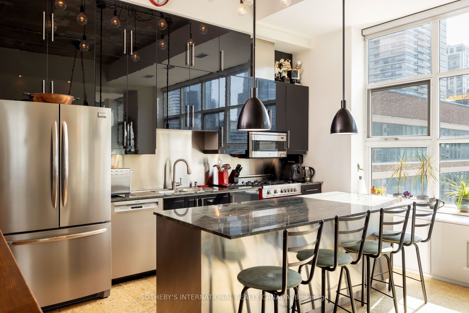 155 Dalhousie Street #PH1 Toronto C08, ON M5B 2P7