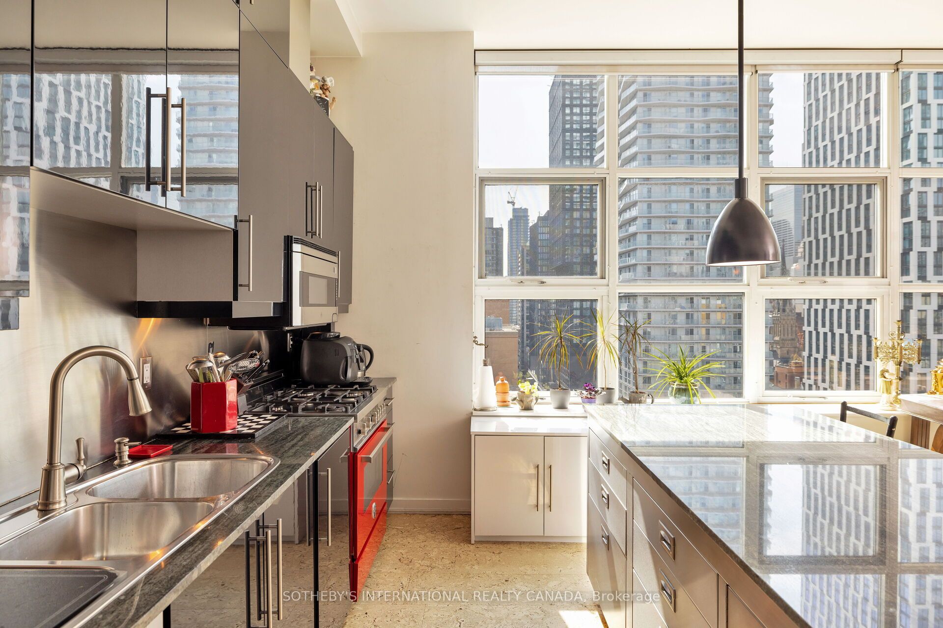 155 Dalhousie Street #PH1 Toronto C08, ON M5B 2P7