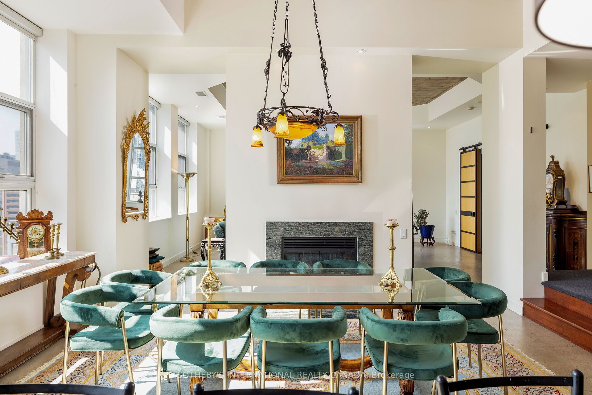 155 Dalhousie Street #PH1 Toronto C08, ON M5B 2P7