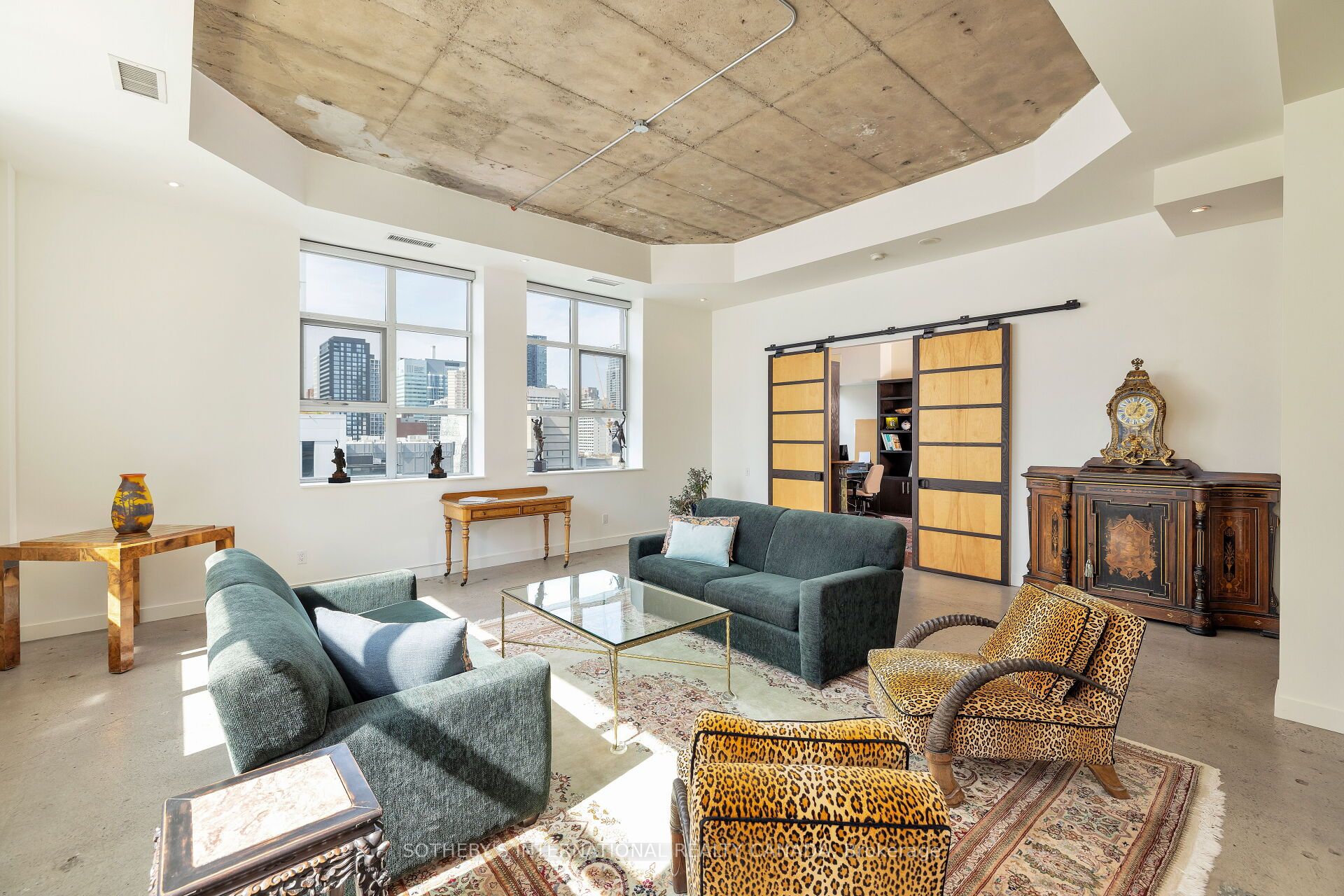 155 Dalhousie Street #PH1 Toronto C08, ON M5B 2P7