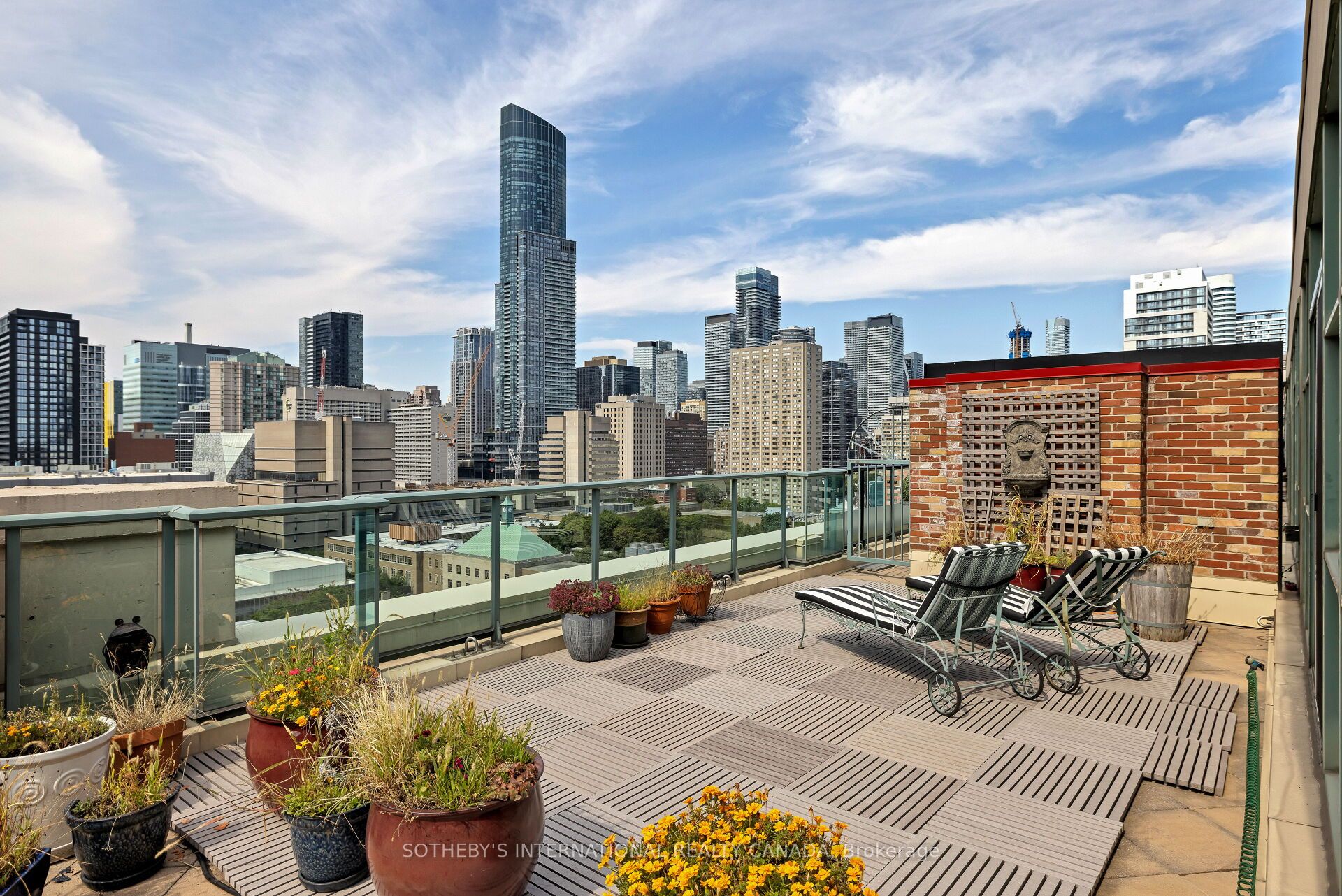 155 Dalhousie Street #PH1 Toronto C08, ON M5B 2P7