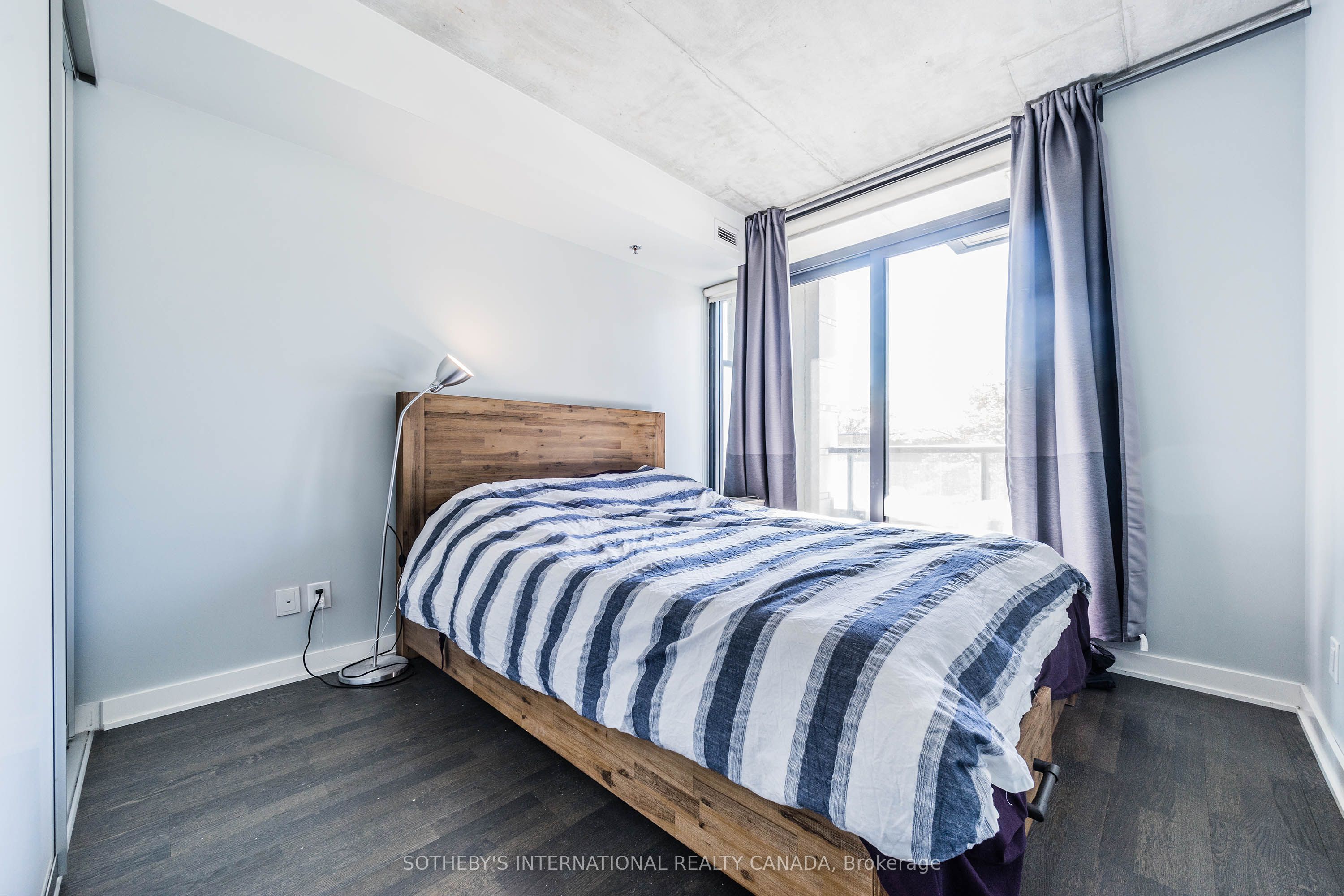 8 Dovercourt Road #305 Toronto C01, ON M6J 0B6