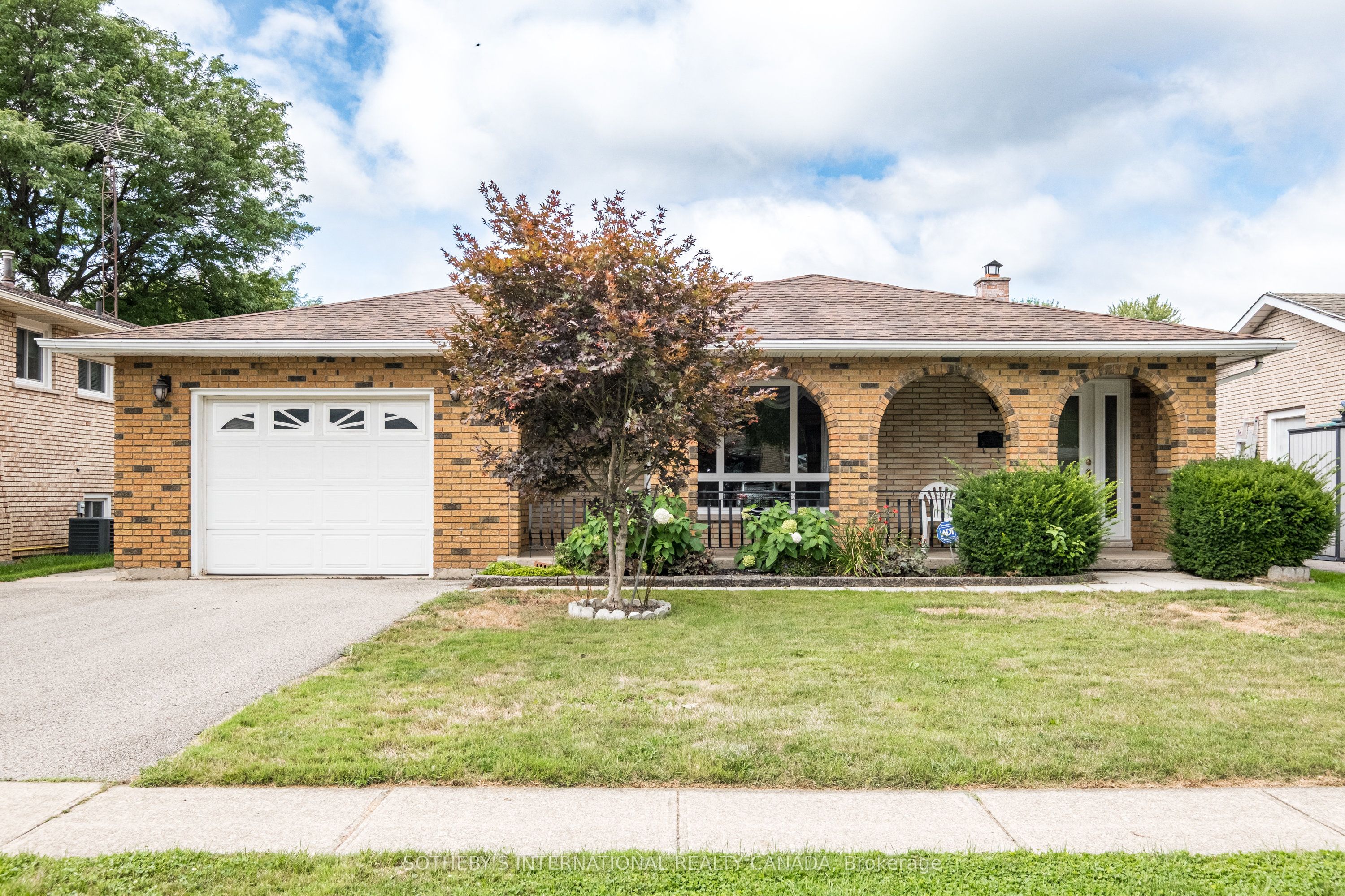 87 Bridlewood Drive Welland, ON L3C 6H3