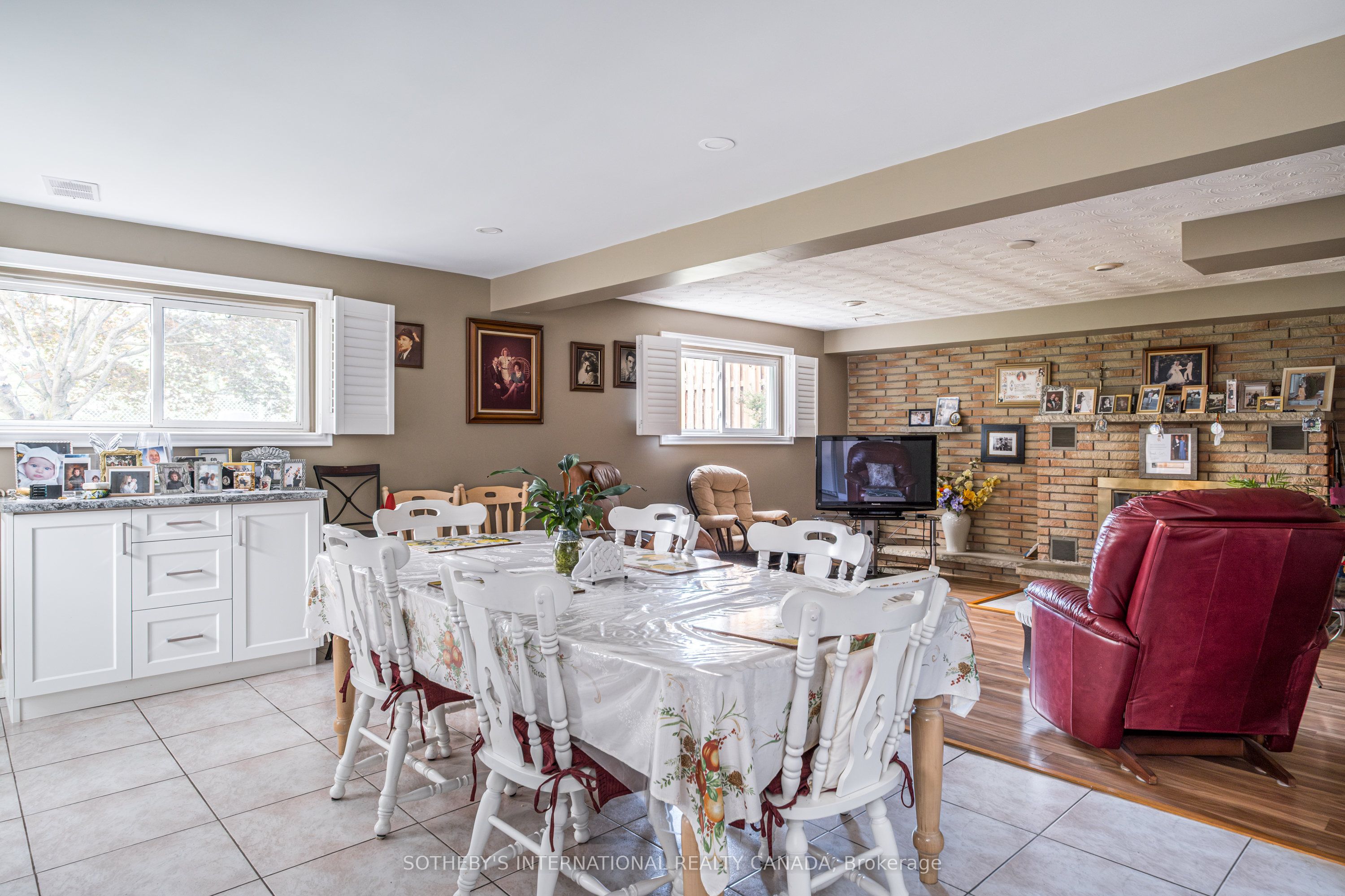 87 Bridlewood Drive Welland, ON L3C 6H3