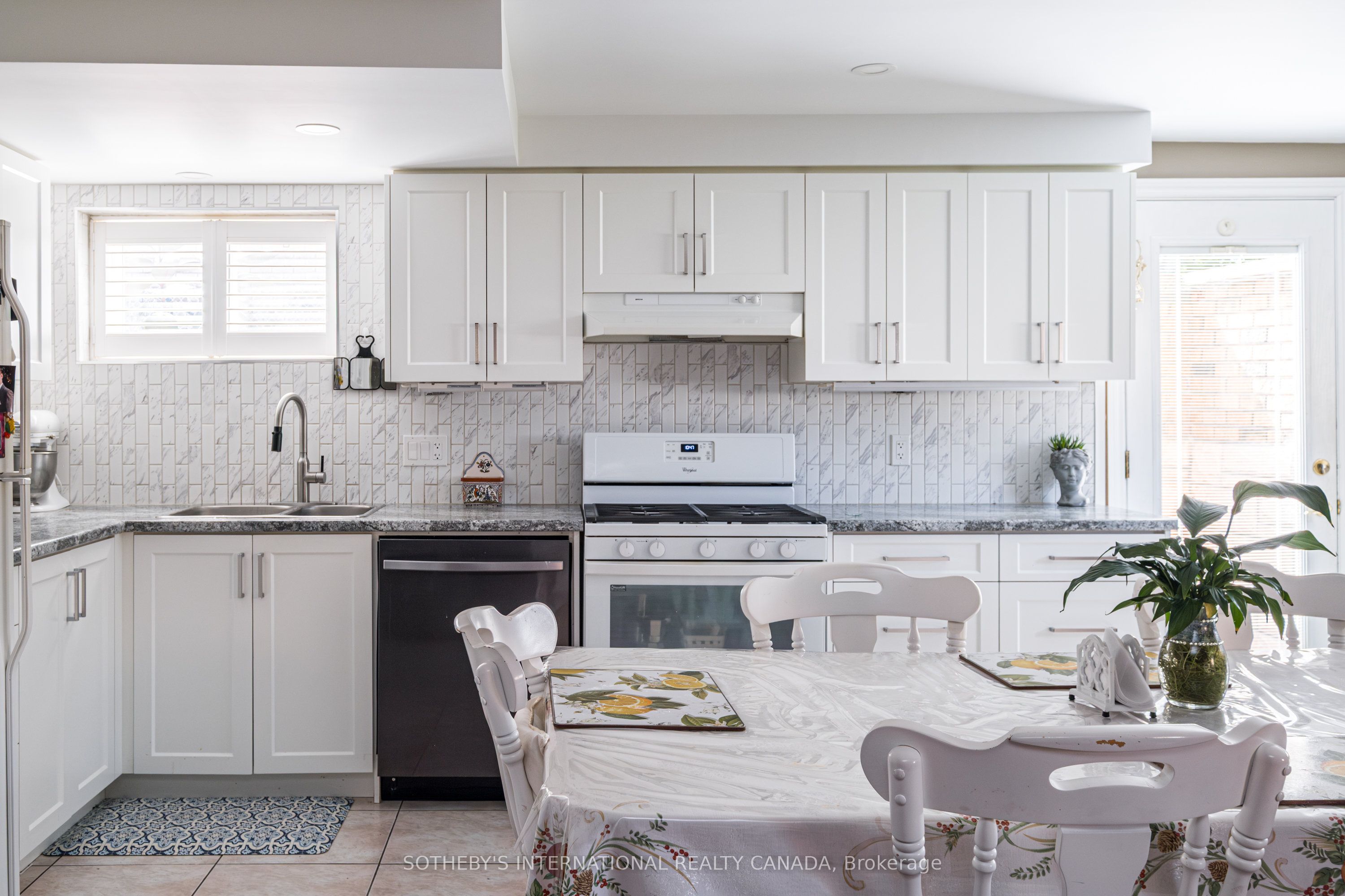 87 Bridlewood Drive Welland, ON L3C 6H3