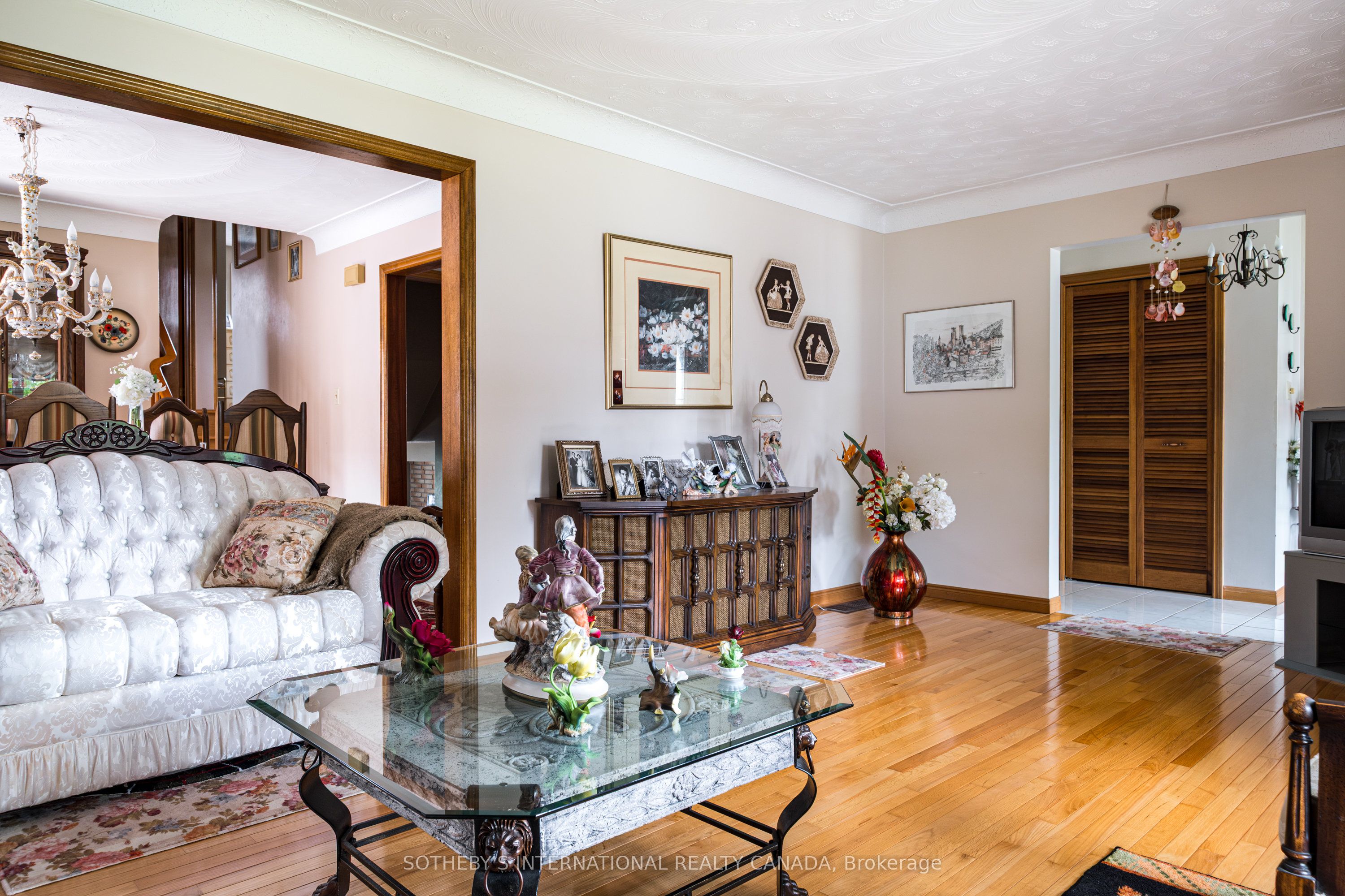 87 Bridlewood Drive Welland, ON L3C 6H3